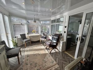 Photo 16- click for photo gallery